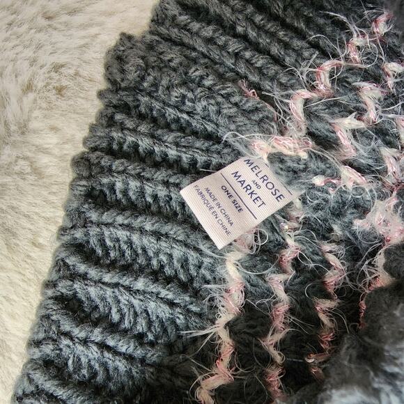 Melrose & Market NWT Gray Pink Eyelash Knit Pom Pom Beanie Hat Cozy - Picture 5 of 8